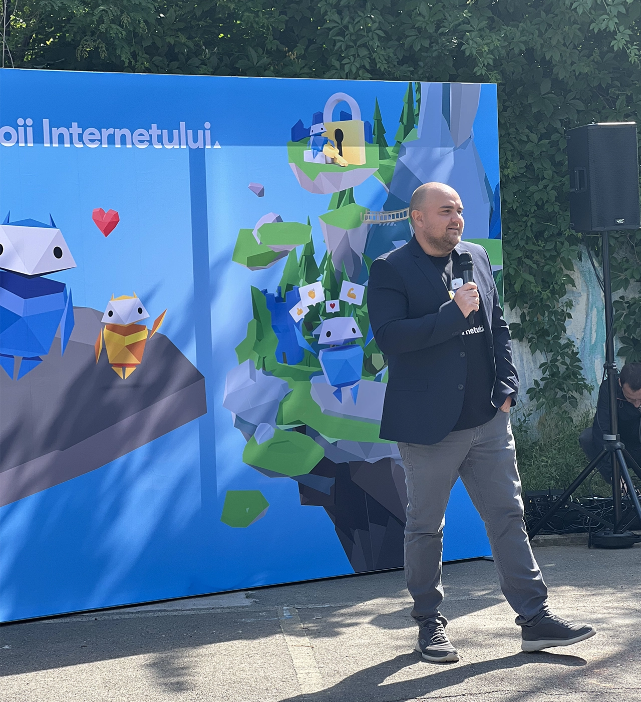 alin-chiriac-eroii-internetului